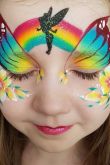 Аквагрим бабочка для девочки на лице
