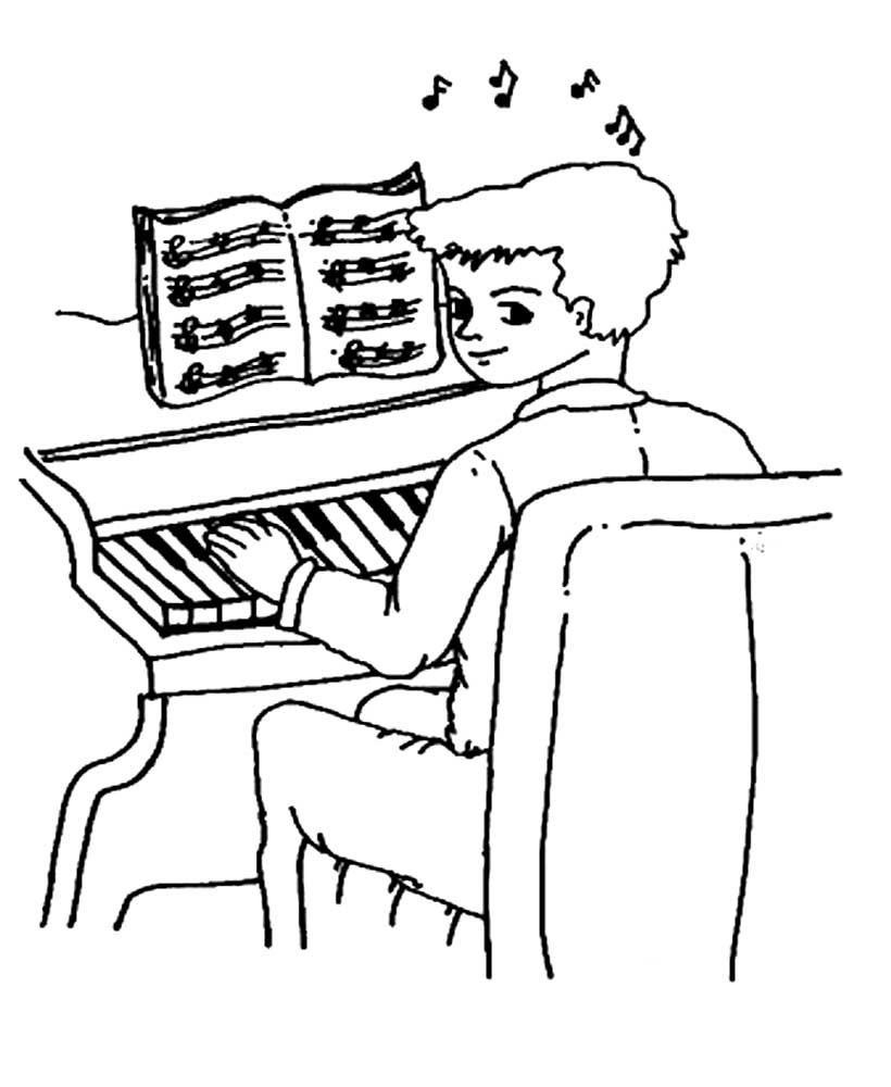 Мальчик за пианино