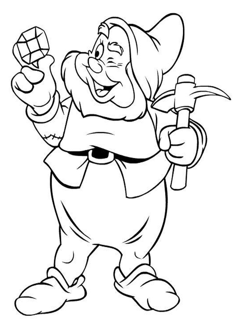 Гном сидит раскраска