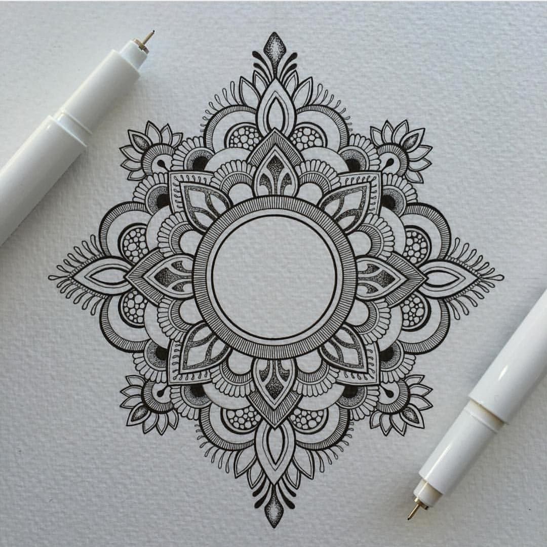 Овальная Мандала