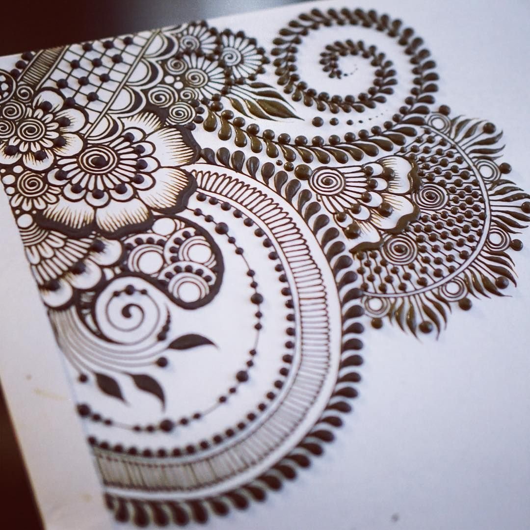 Мехенди на бумаге