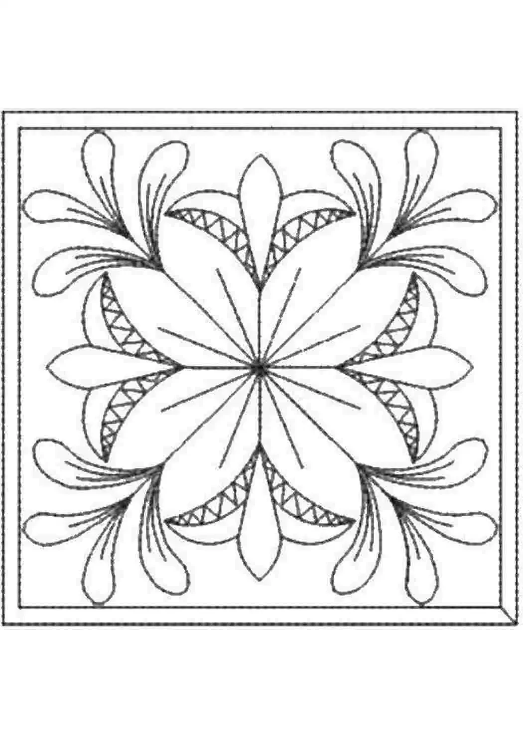 Цветочный орнамент в квадрате