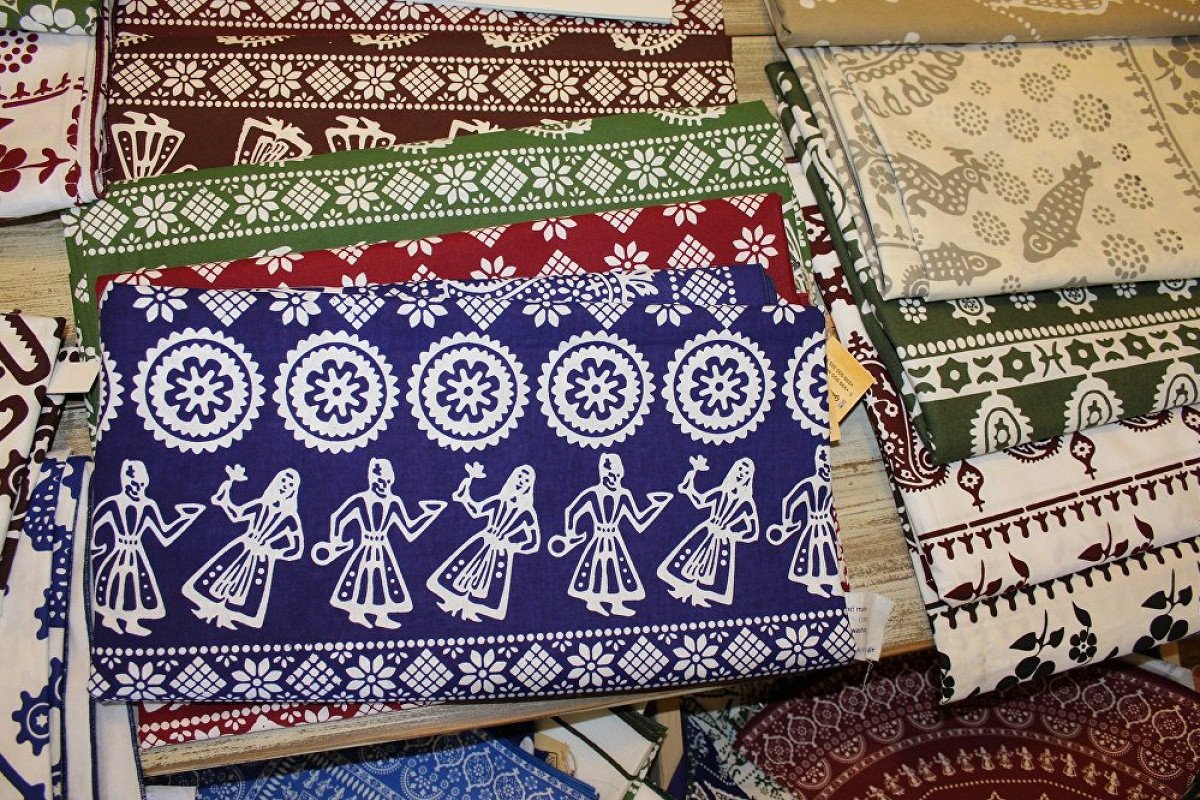 Лурджи Супра скатерть