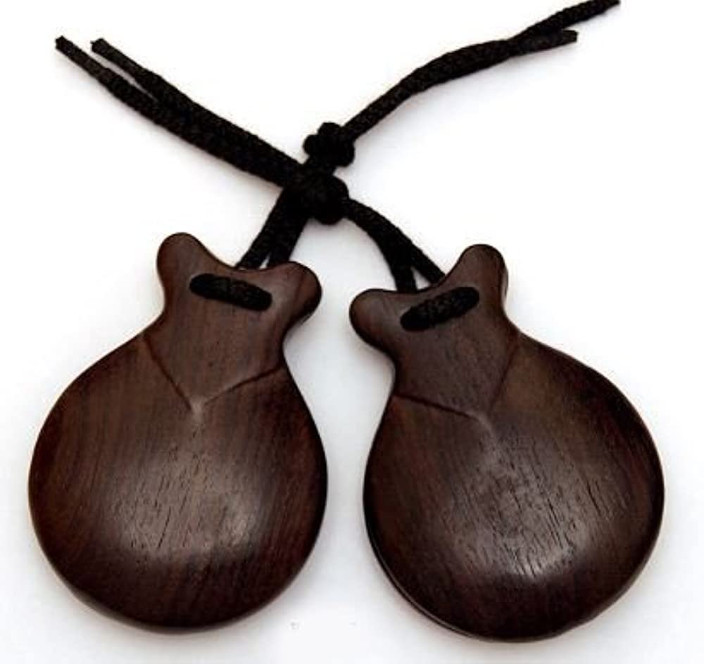 Три набора кастаньет или кастаньетов