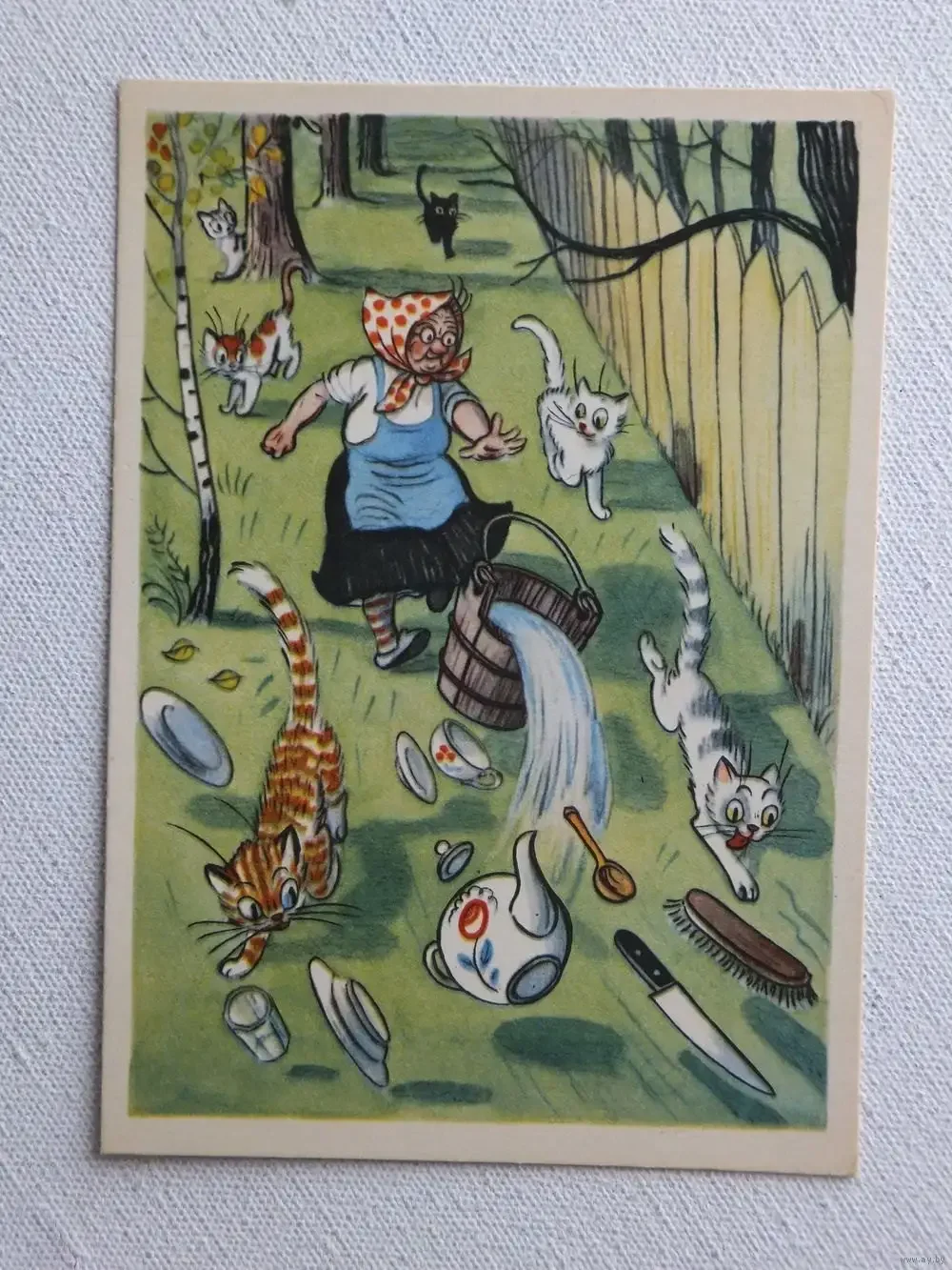 Корней Иванович Чуковский скачет по полям