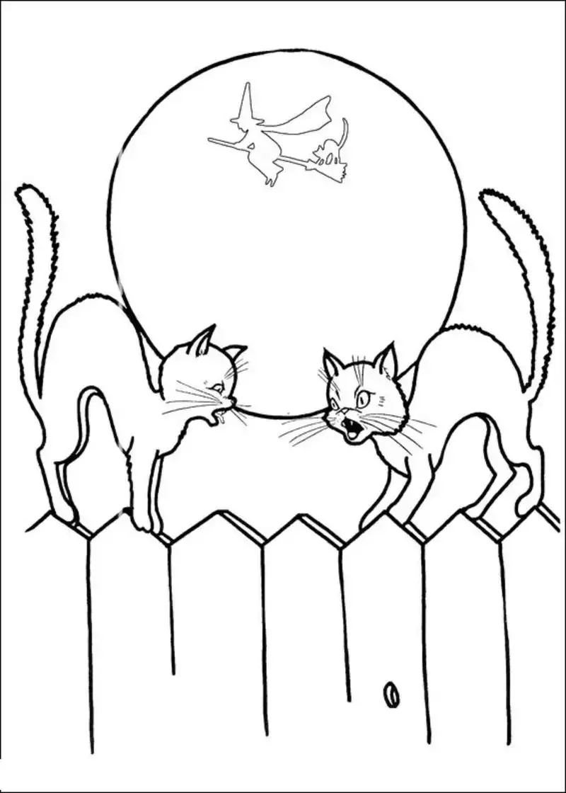 Кошка на крыше на фоне Луны