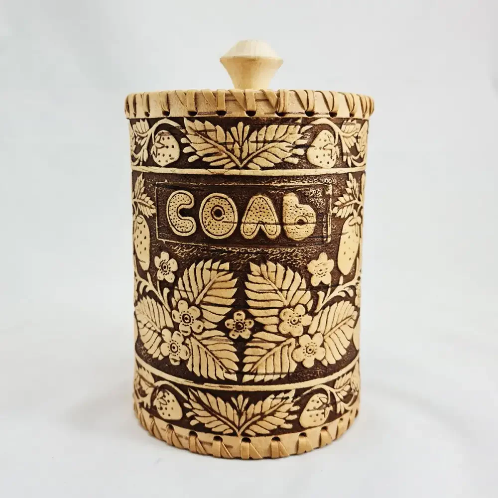 Баночка для зубочисток из бересты