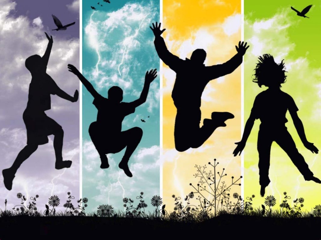 Силуэты счастливых людей