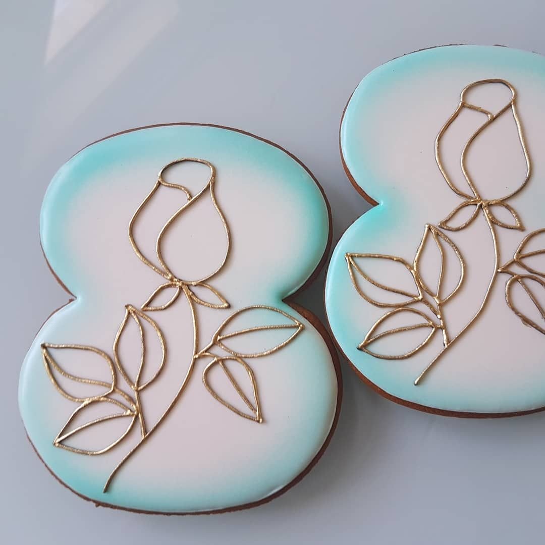 Витражные цветы на пряниках