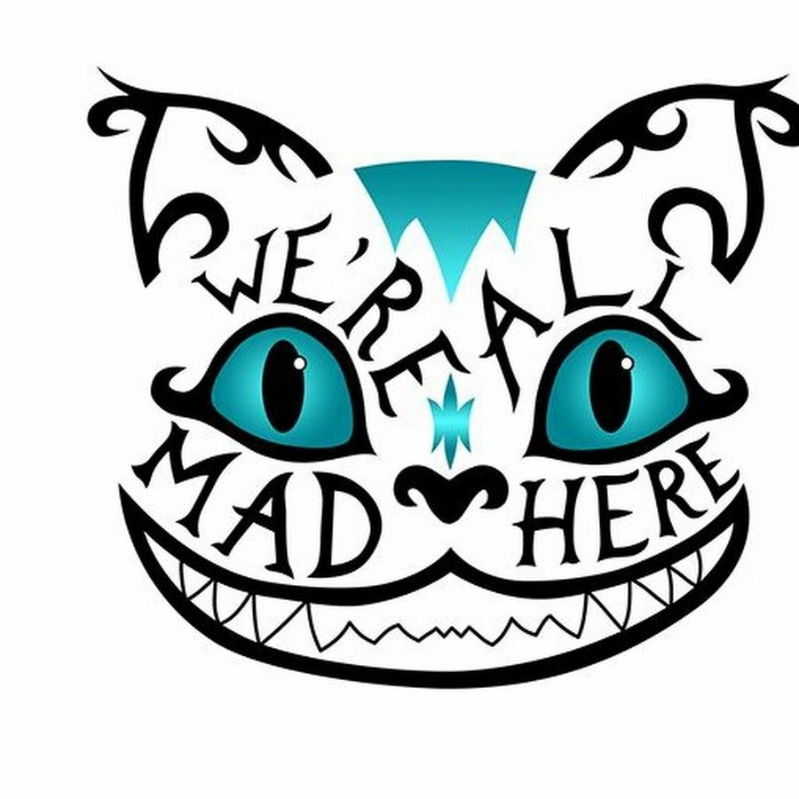 Улыбка Чеширского кота на белом фоне