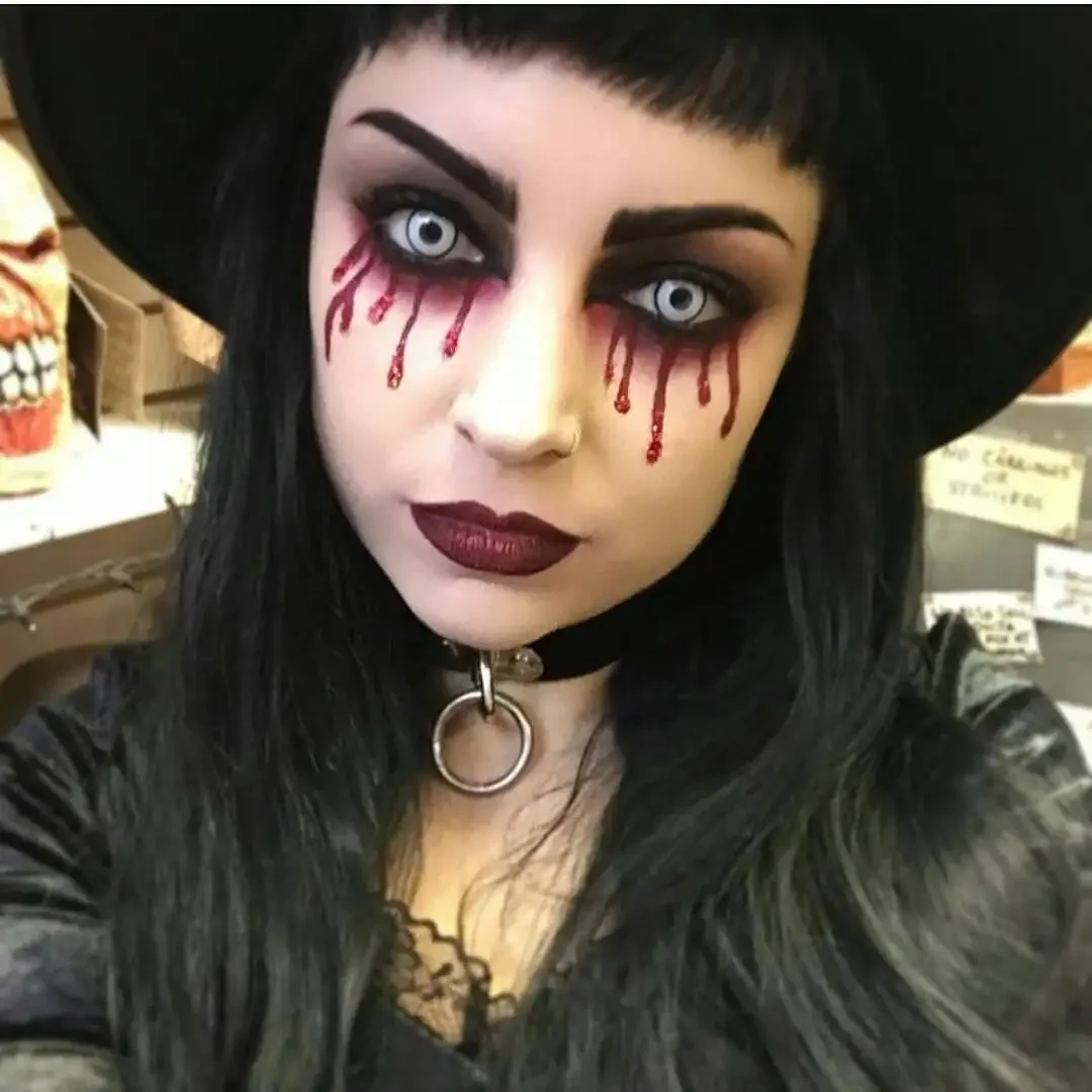 Грим паука на лице для детей