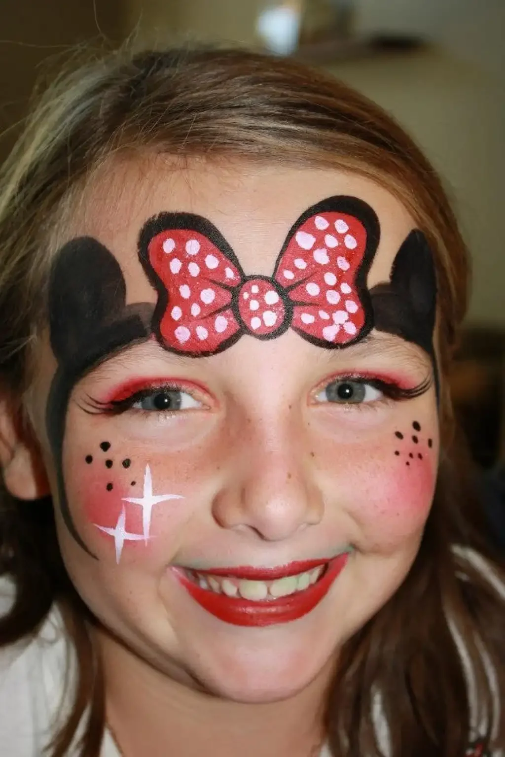 Аквагрим Искорка на лице