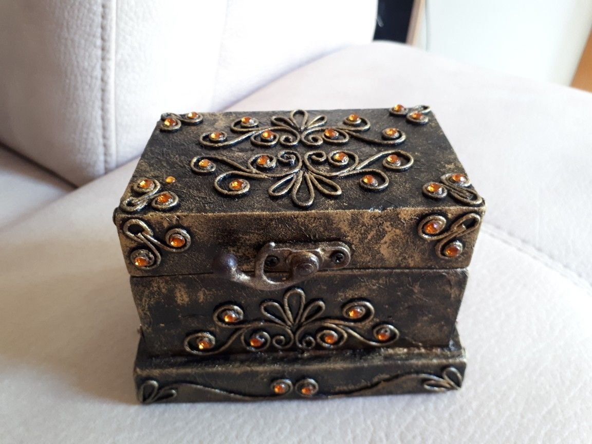 Пейп арт жгутики