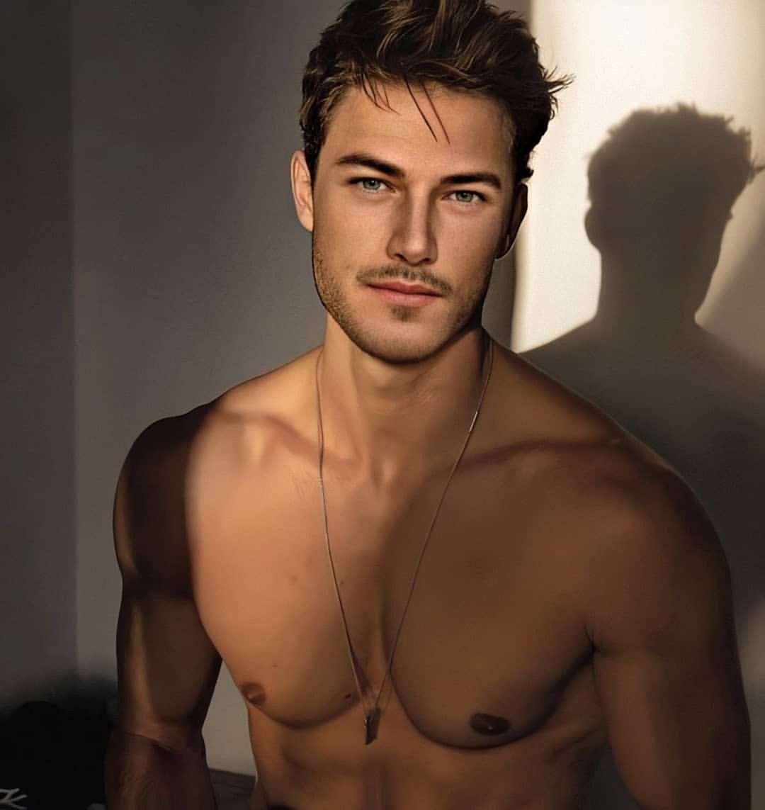 Влад дил клуб романтики