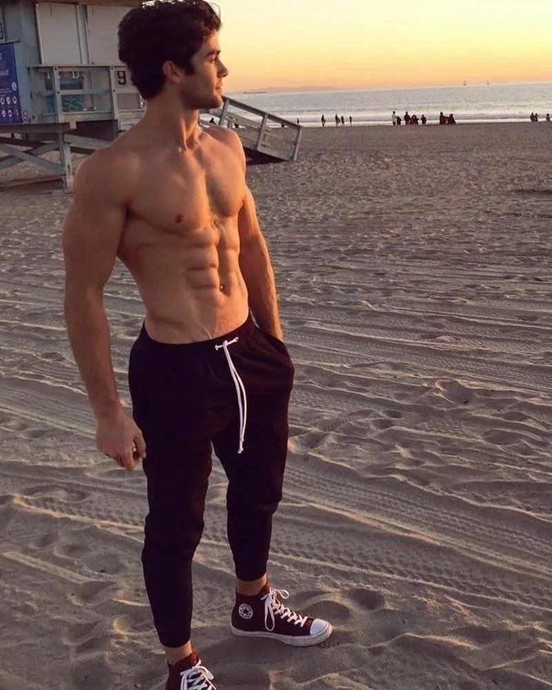 Артем Смолин сноубордист