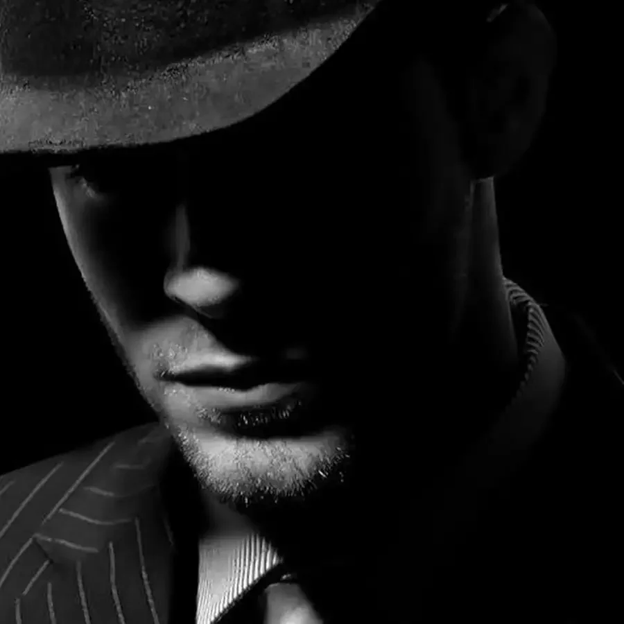 Таинственный человек в шляпе