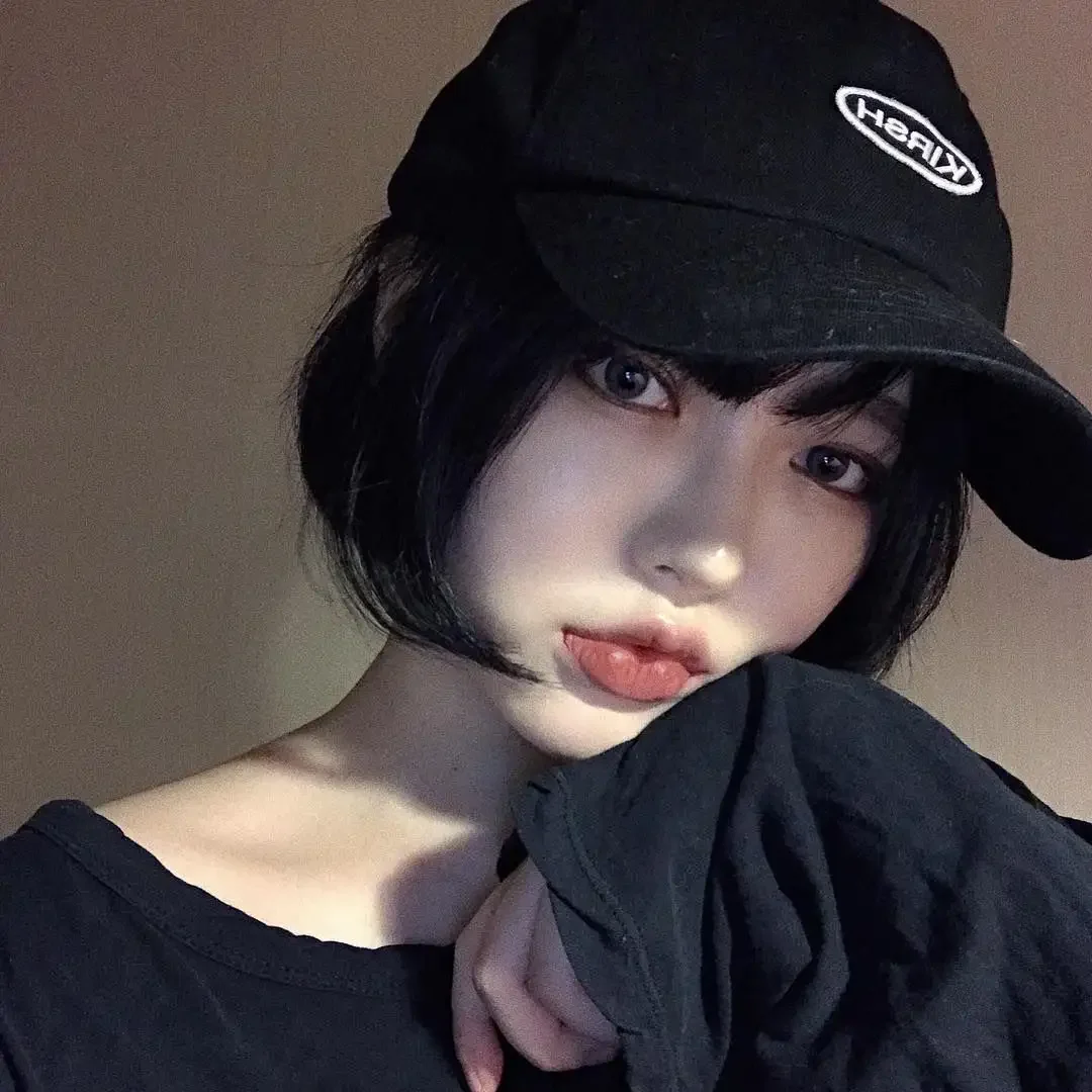 Korean ulzzang девушка с каре