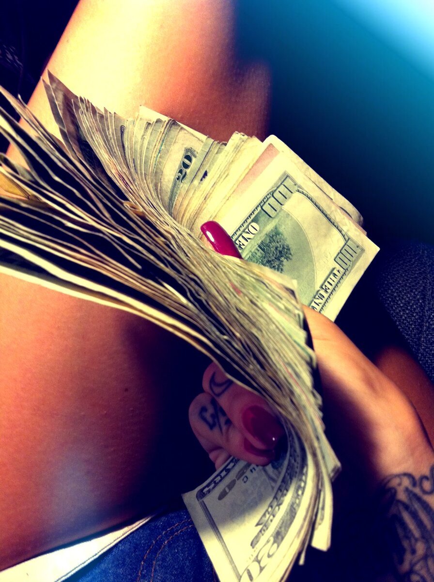 деньги и голая девушка фото фото 108
