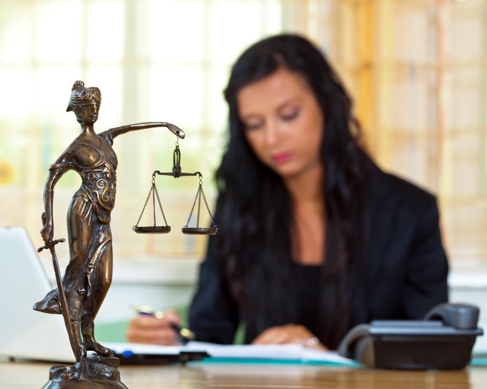 Статуя Богини правосудия Фемиды