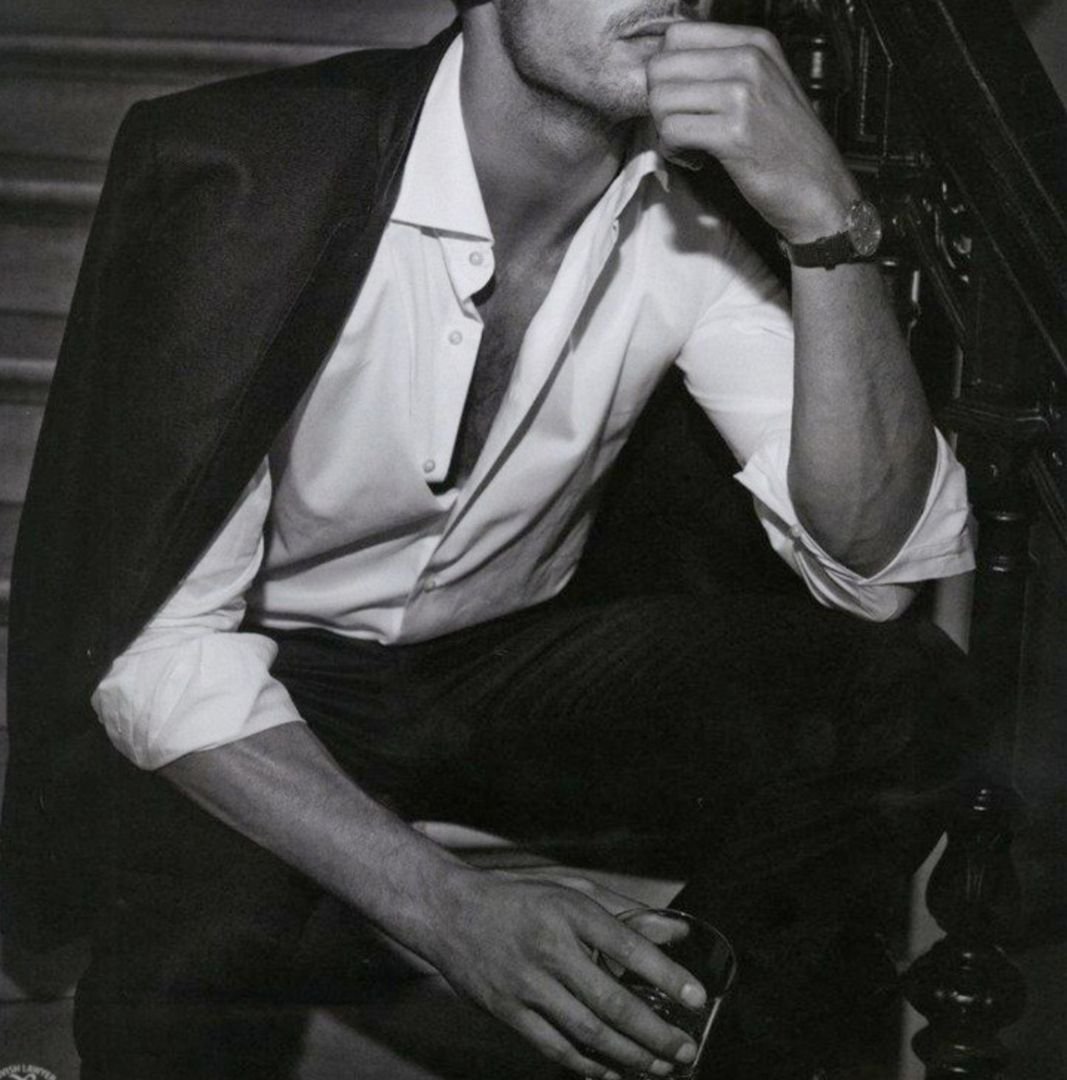 Эстетика чёрного белого Дэдди