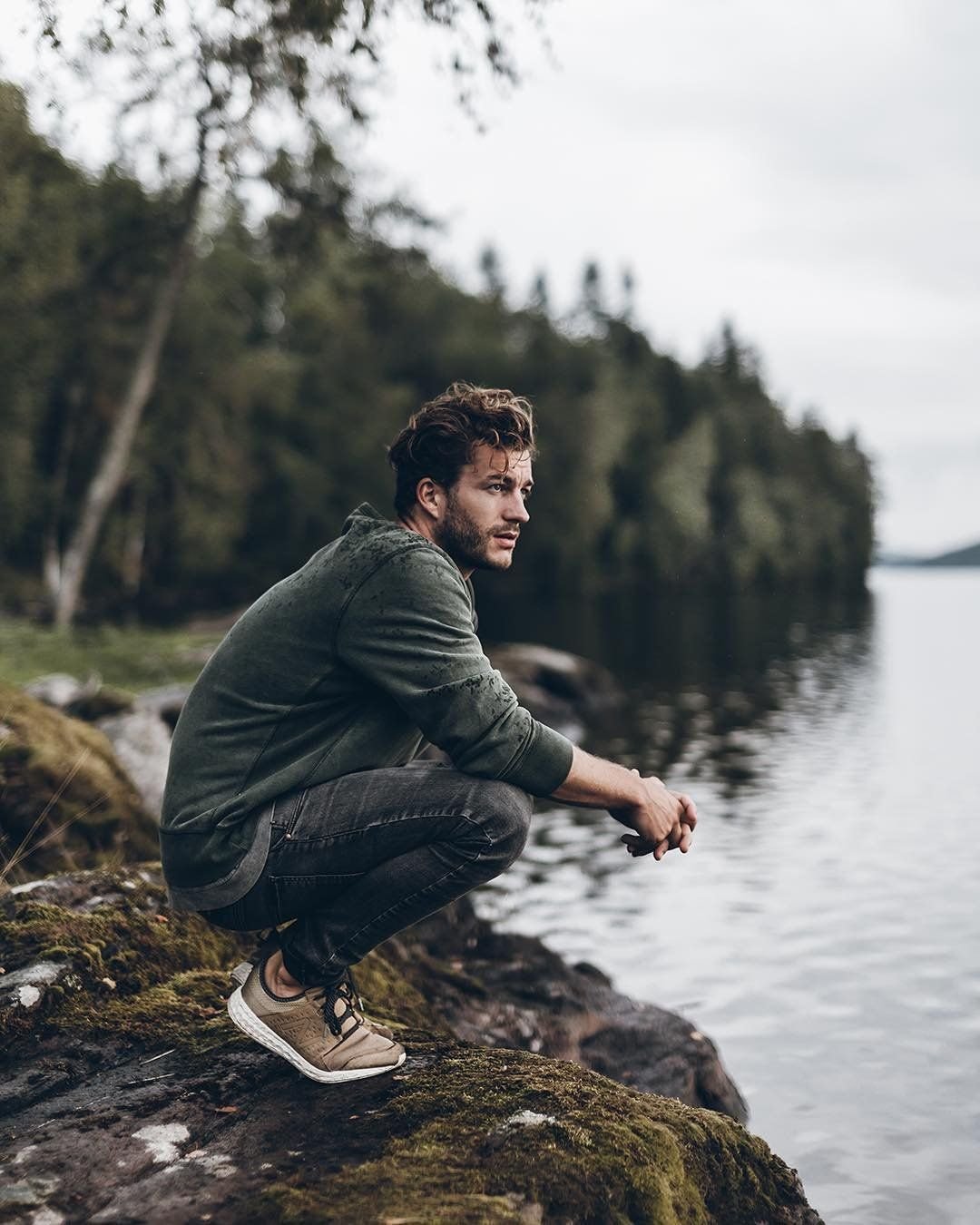 Мужская фотосессия на природе