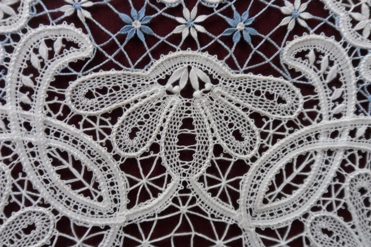 Вологодское кружева сколы