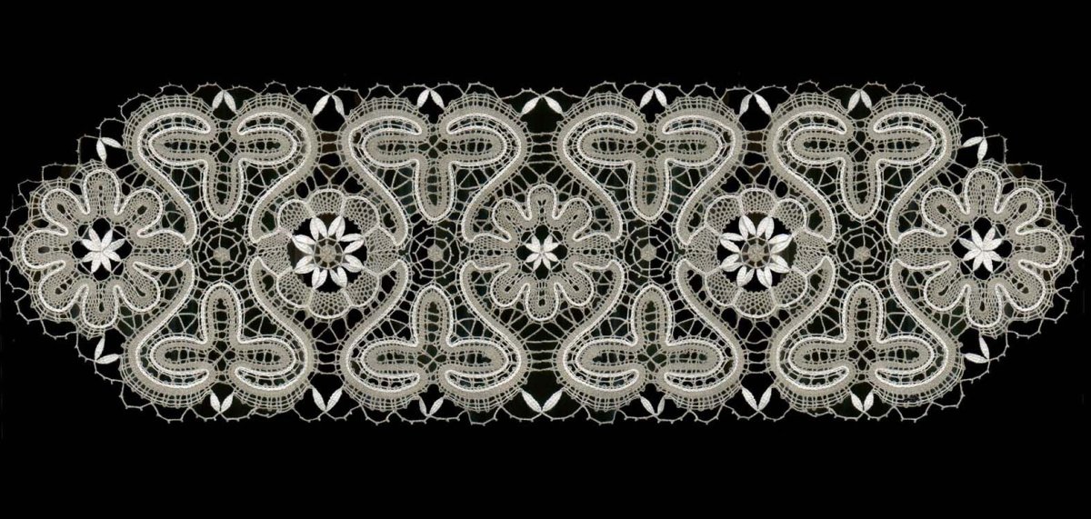 Вологодское кружевоплетение на коклюшках