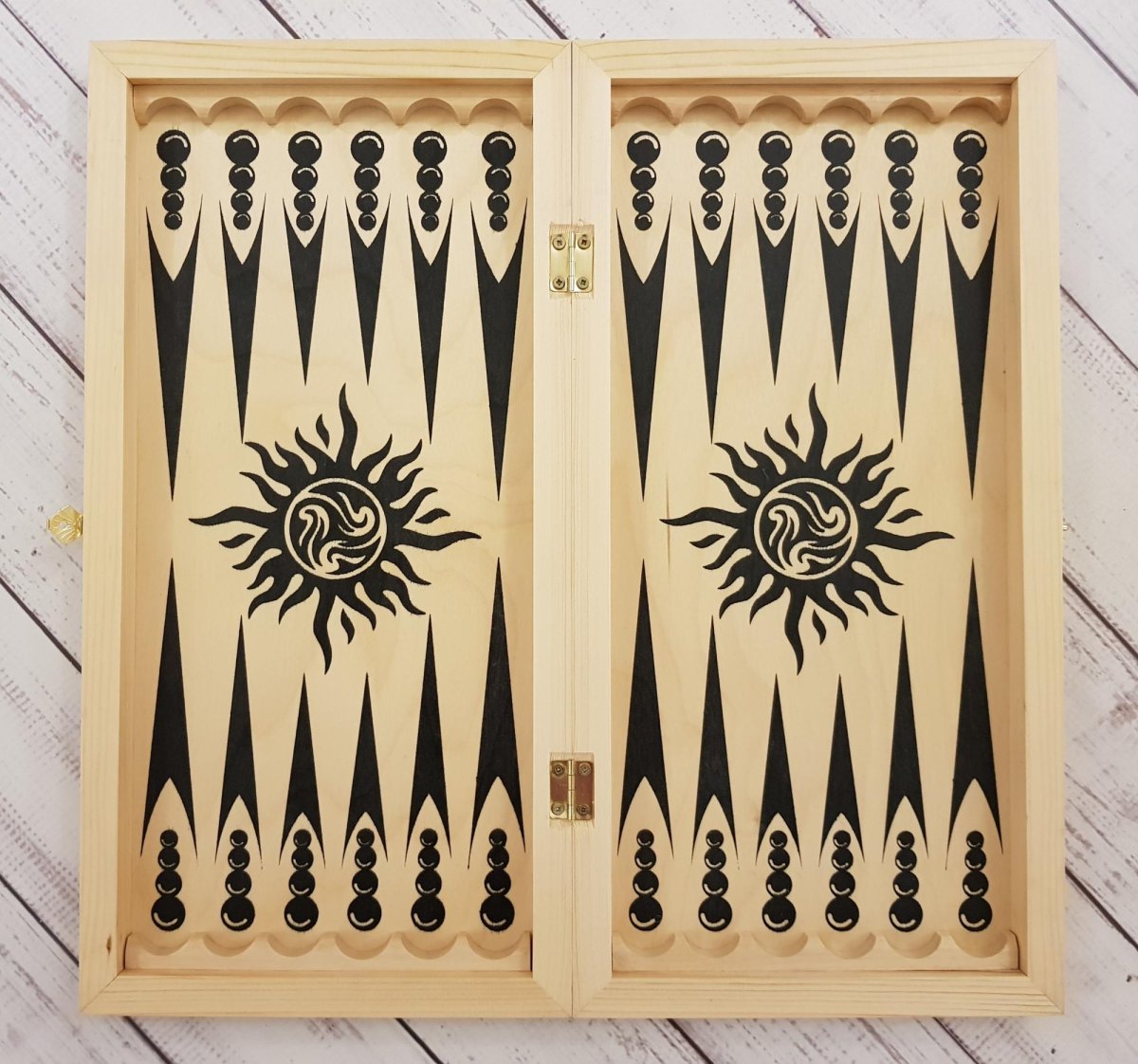 Рисунок на нарды в векторе