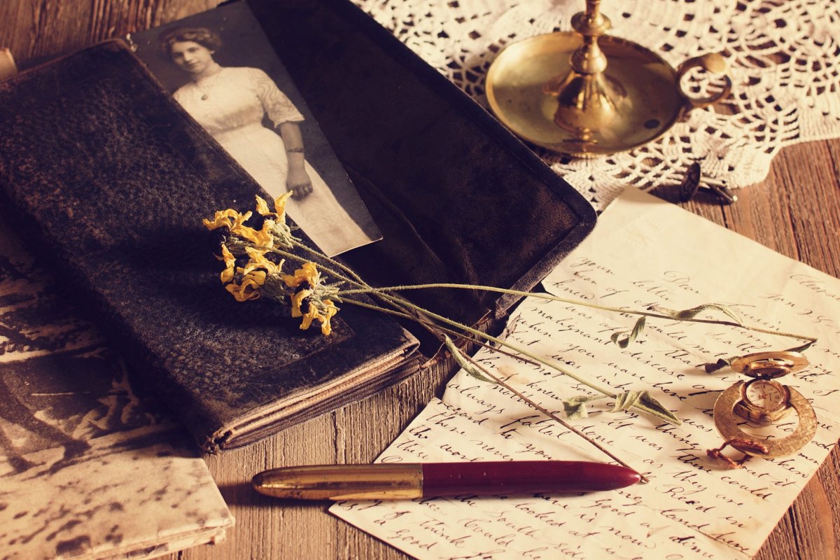 Стопка книг эскиз