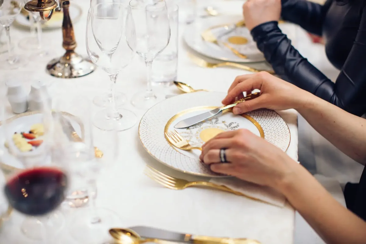Столовый этикет