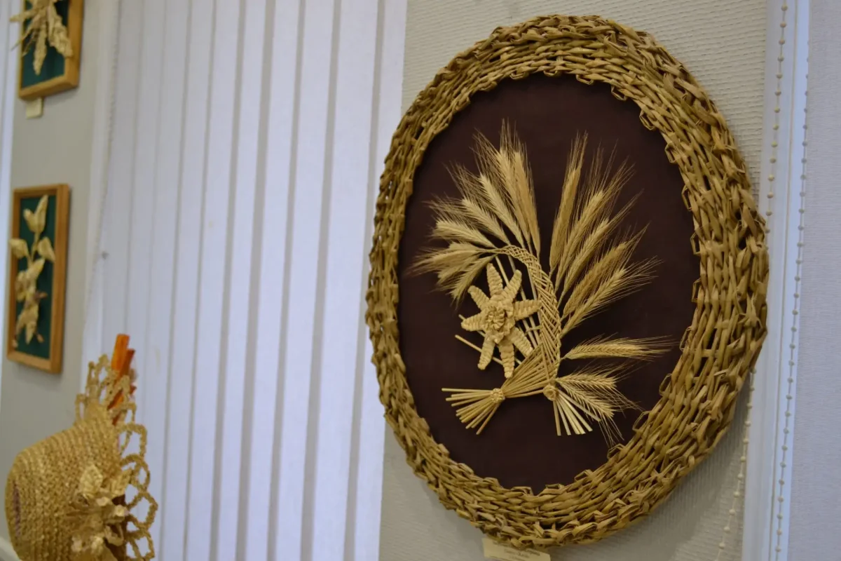 Изделия декоративно прикладного искусства для украшения интерьера