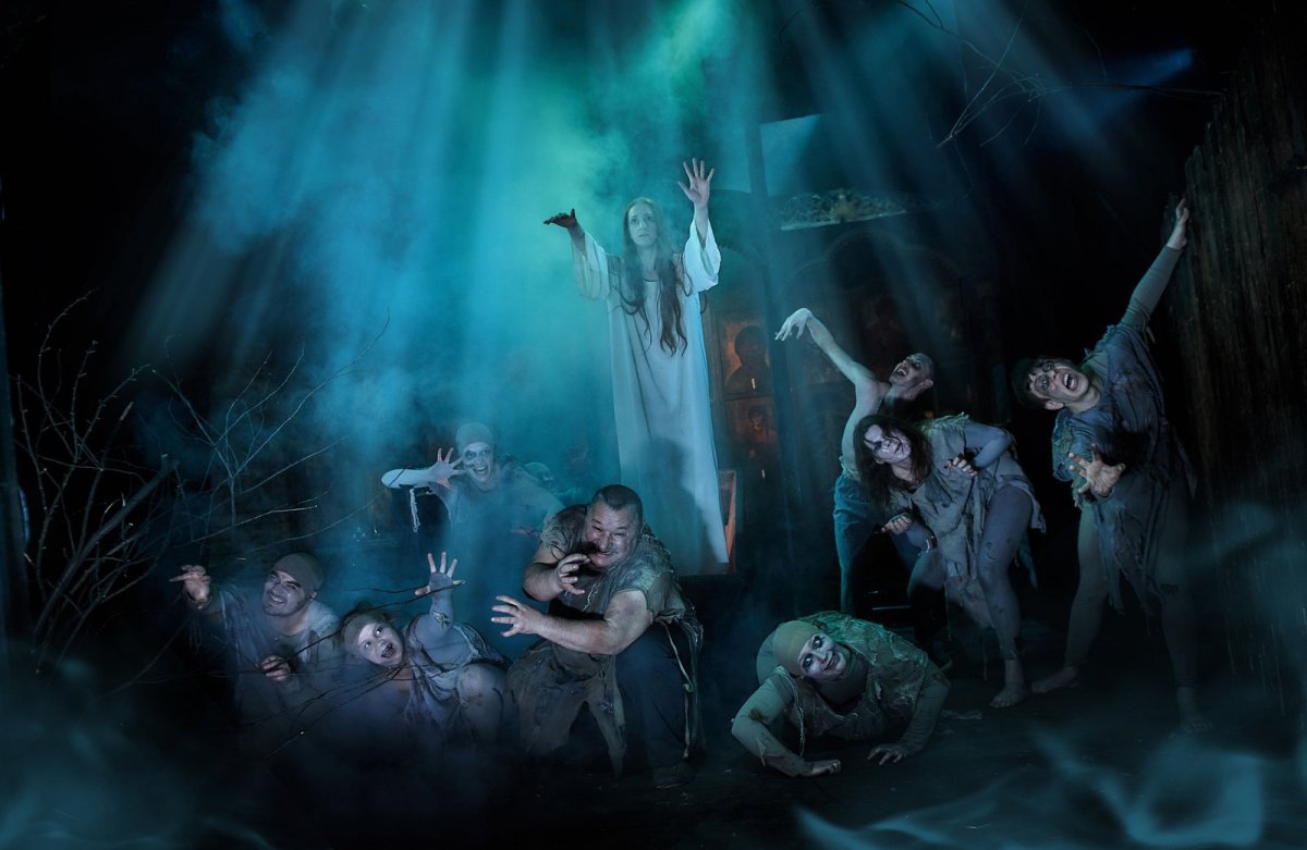 Художник Сергей Якутович Гоголь