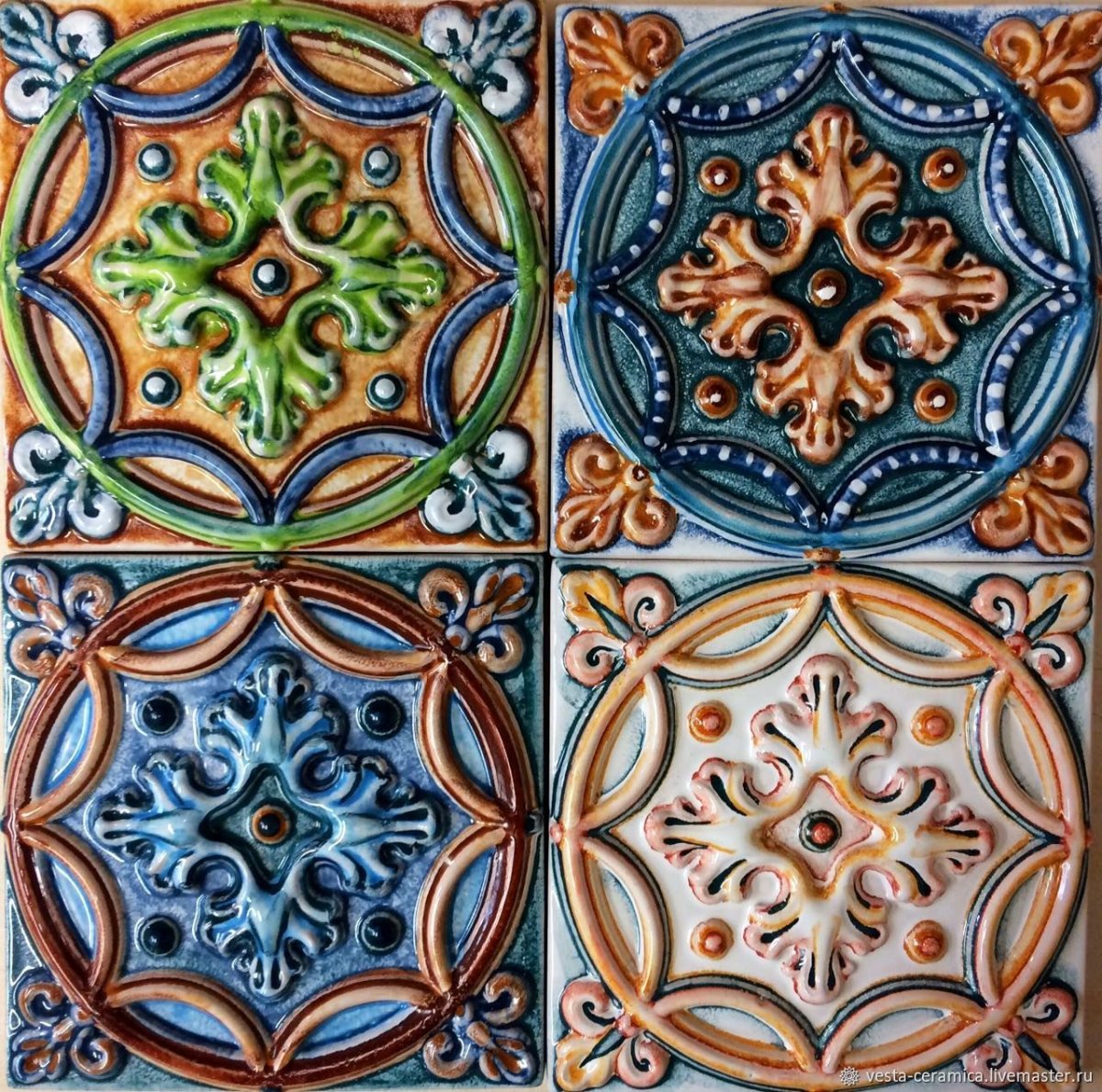 Полихромные изразцы