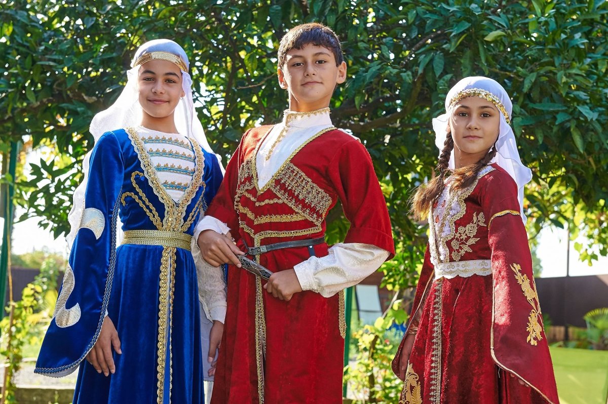 Абазины национальный костюм