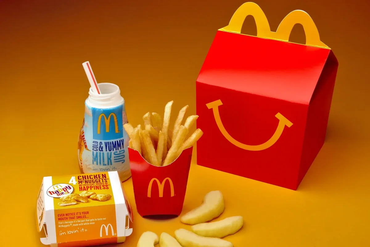 Картошка фри и бургер разукрашка