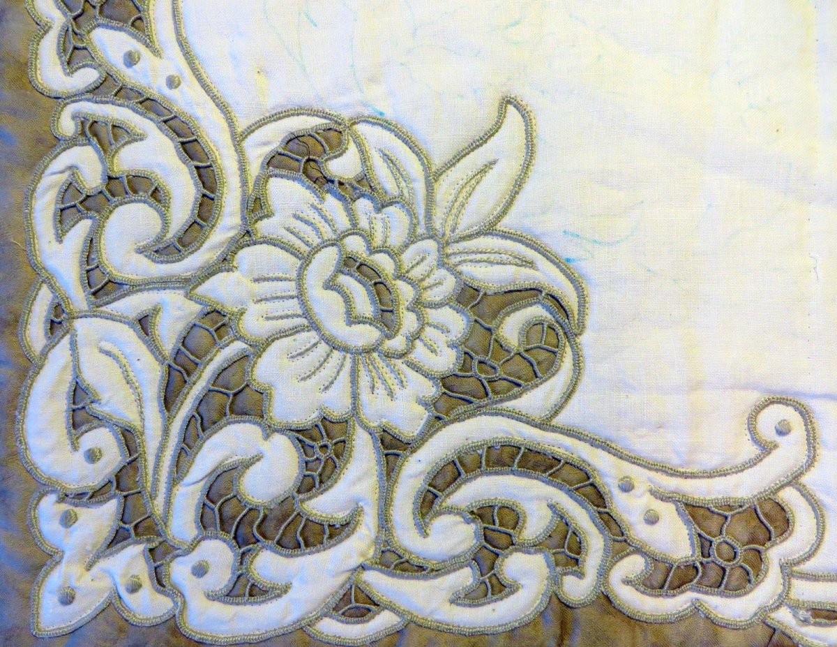 Вышивка Ришелье платок