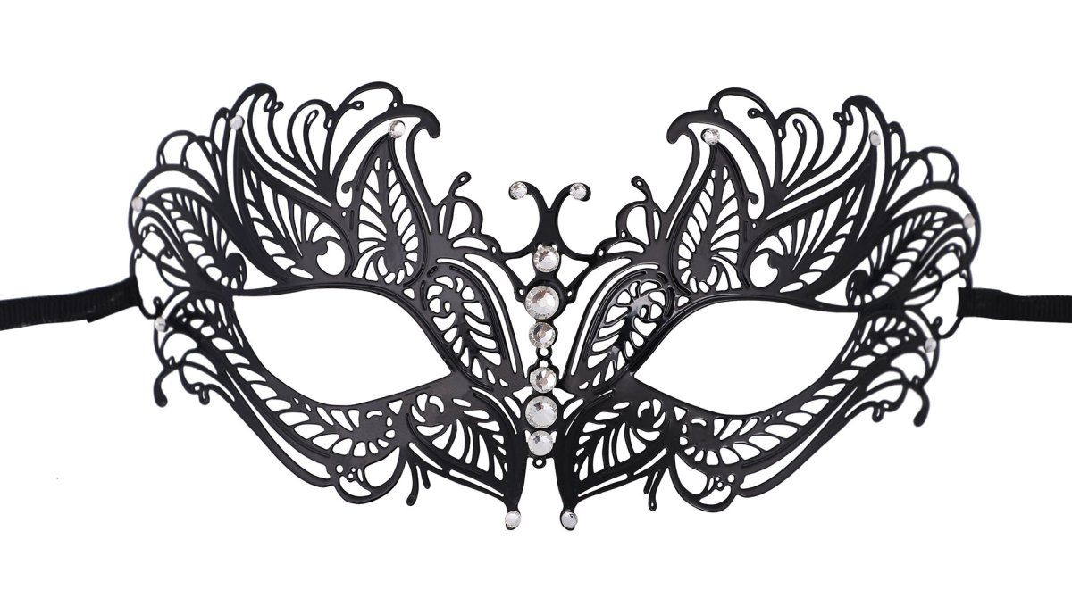 Ажурная карнавальная маска бабочка