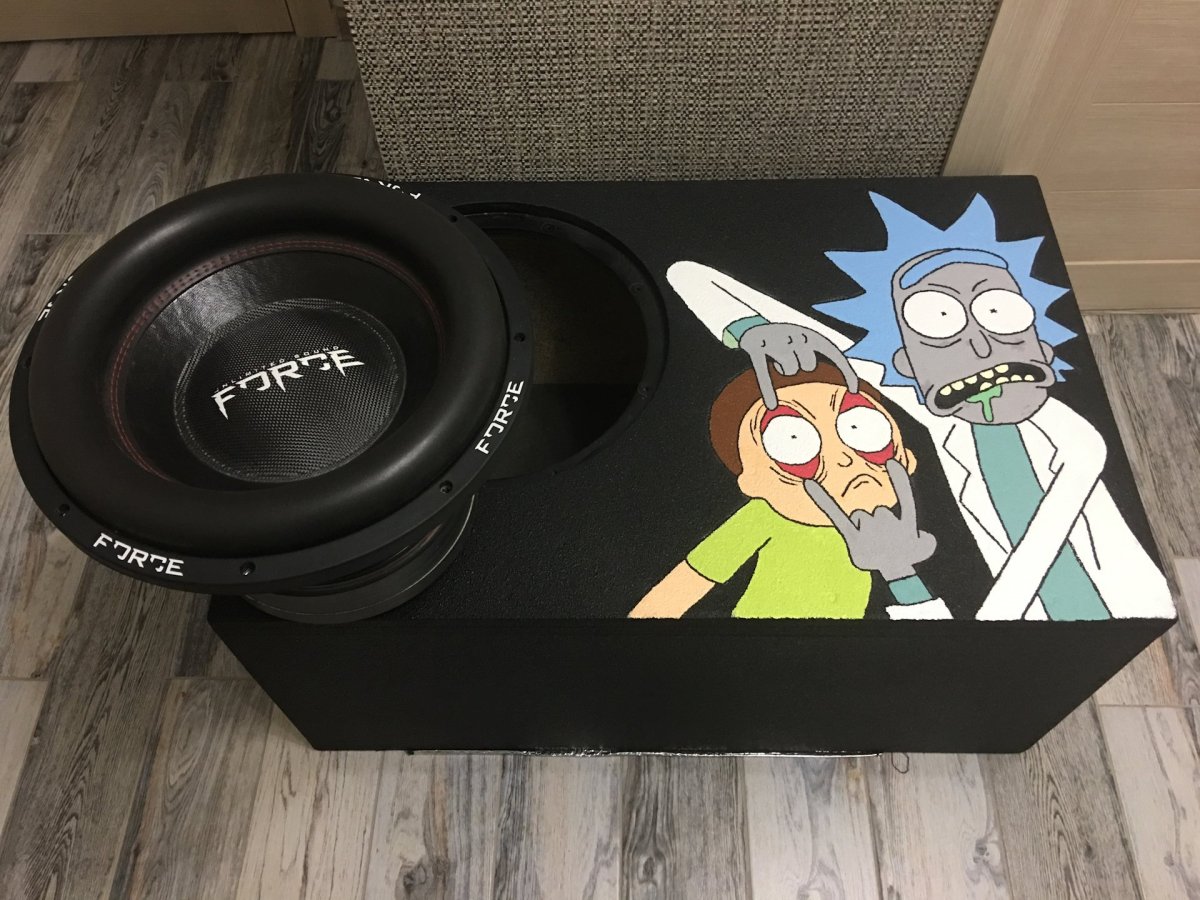 Рик и Морти сабвуфер