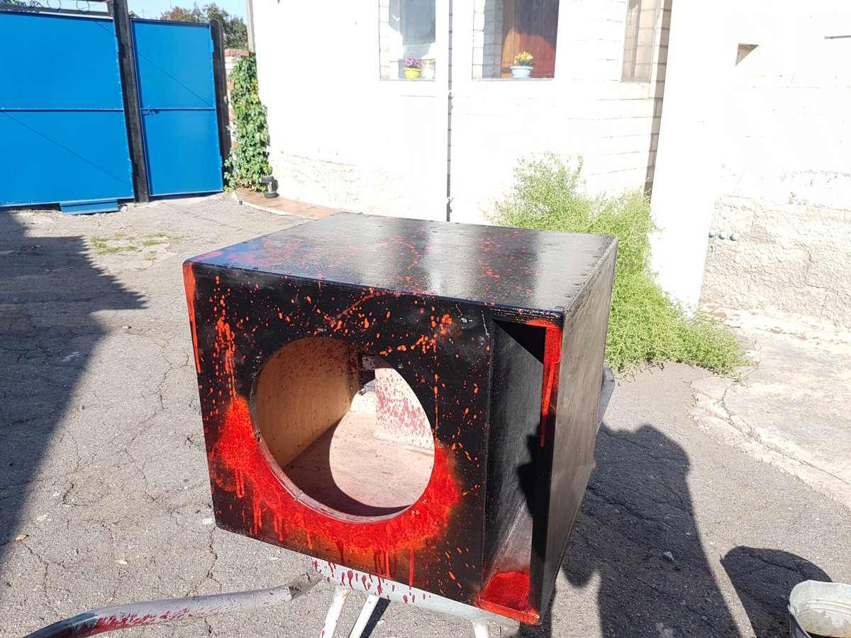 Нарисовать сабвуфер