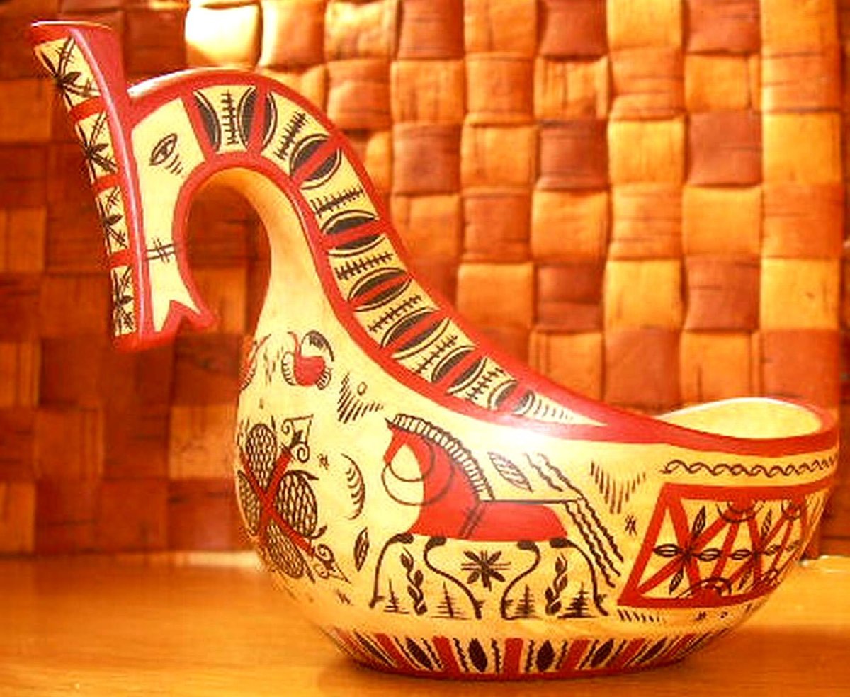 Мезенская роспись ковша