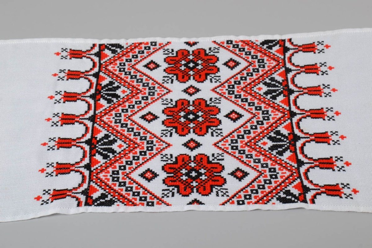 Рушник вышитый крестом