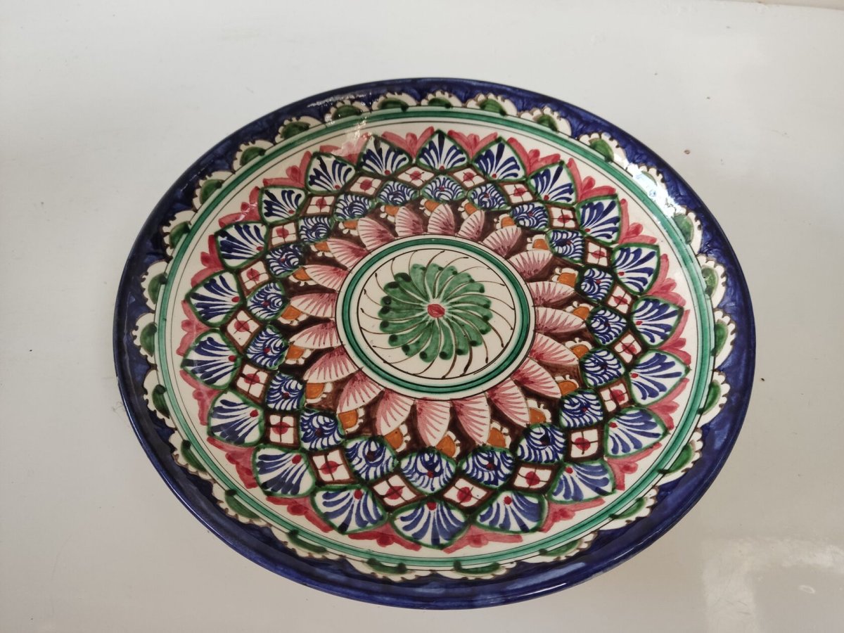 Восточный орнамент в круге