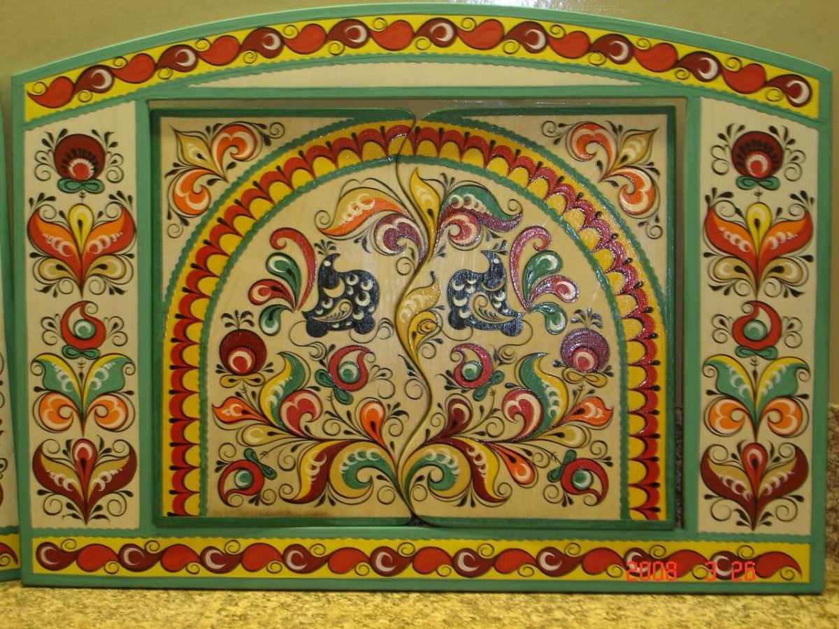 Городецкая роспись и Хохломская роспись