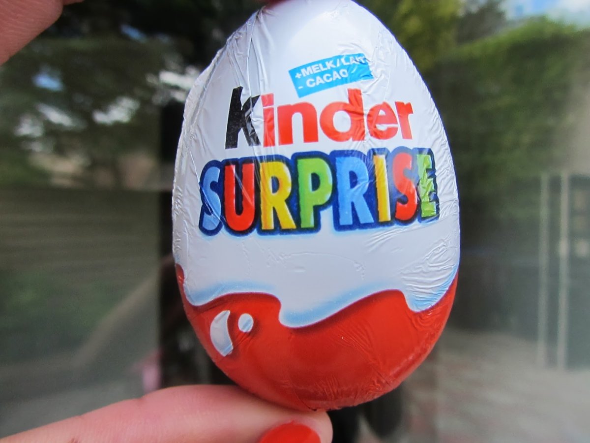 Раскрасить Киндер сюрприз