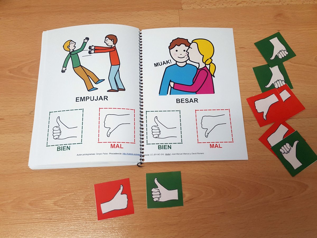 Дорисуй половинку