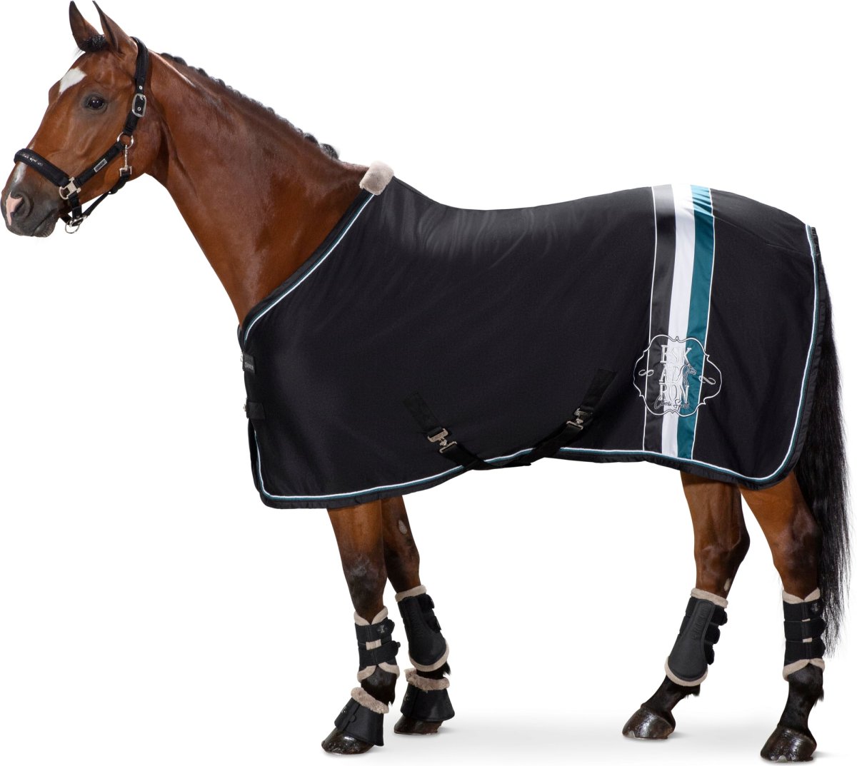 Попона в клетку