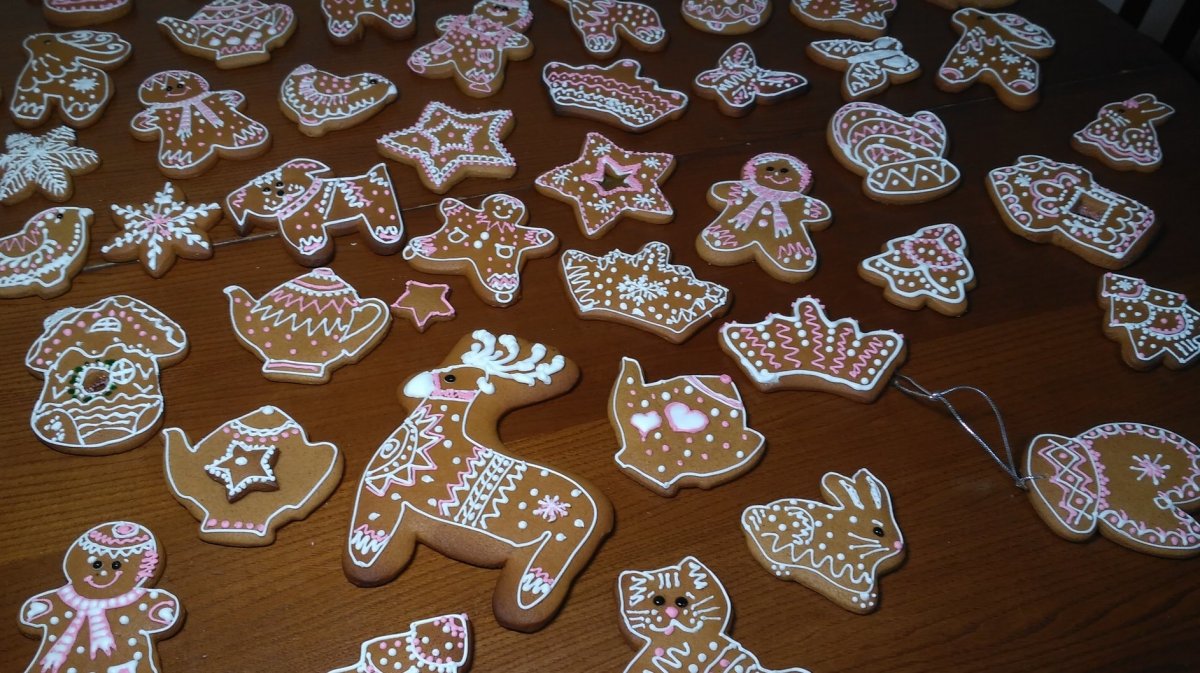 Раскраски новогодние печеньки