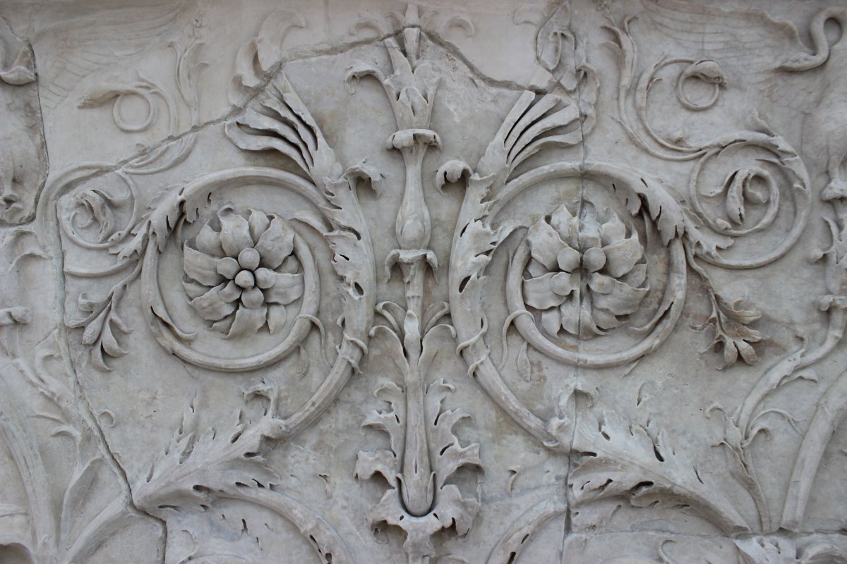 Акант скульптурный орнамент