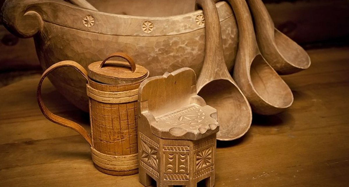 Мезенская роспись печь