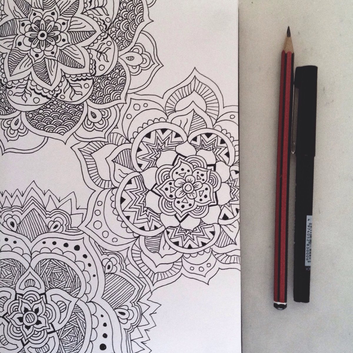 Рисунки для скетчбука в стиле дудлинг